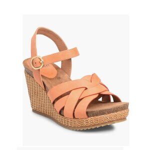new Sofft Carlana Italian Leather Wedge Sandals in box